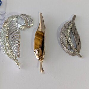 Vintage Brooches Lot Leaves Mix Gold and Silver Cz Leaf Modernist* Swirl Leaf